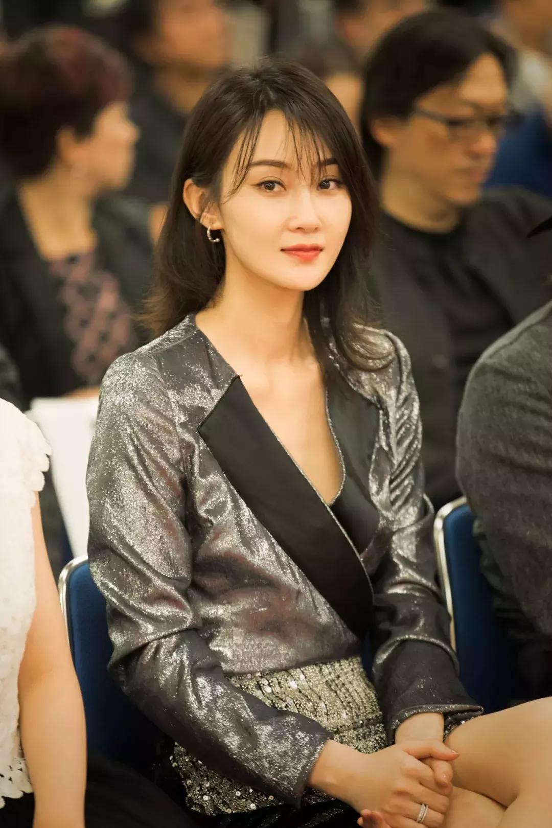 不必硬拗，林鹏“演妈妈”比朋友圈里的刷屏宝妈更入戏
