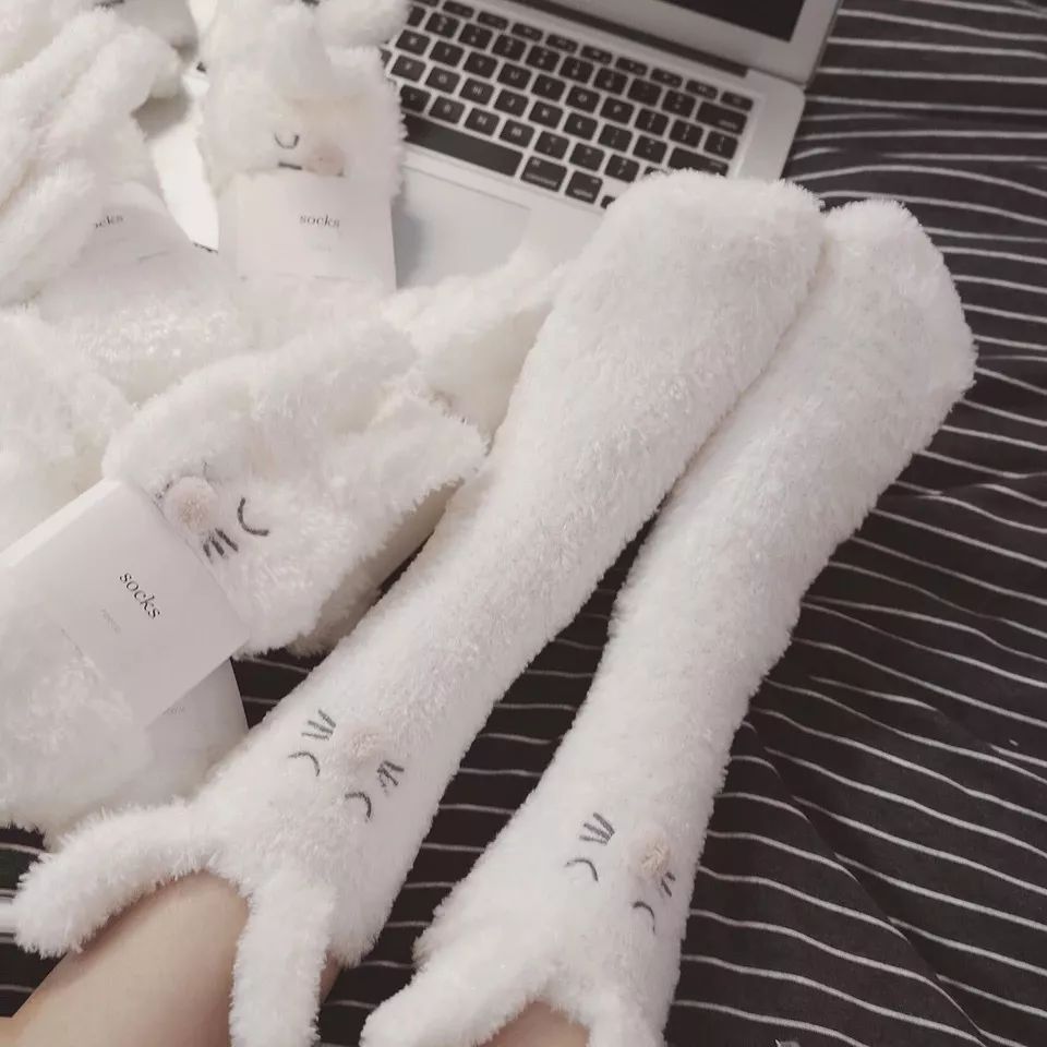 可甜可纯可性感，我们仙女连睡衣都要软fufu