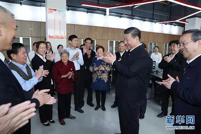 红蓝绿黑你喜欢什么色,红绿蓝清新配色