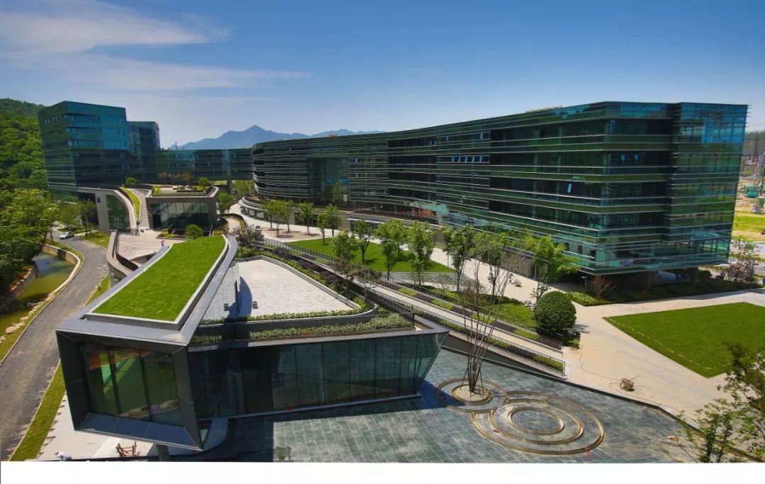 这里是西湖用英文怎么说,有西湖区吗