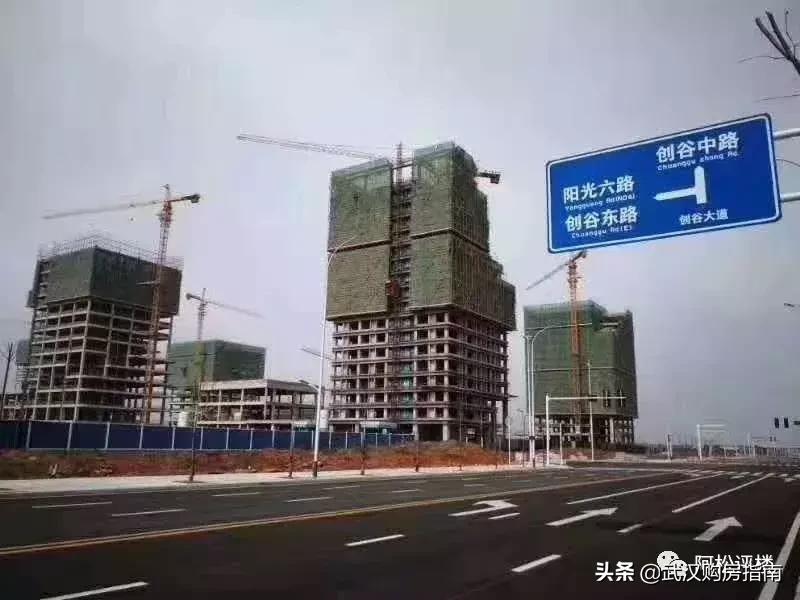 大光谷蔡甸,南京河西cbd和武汉光谷cbd