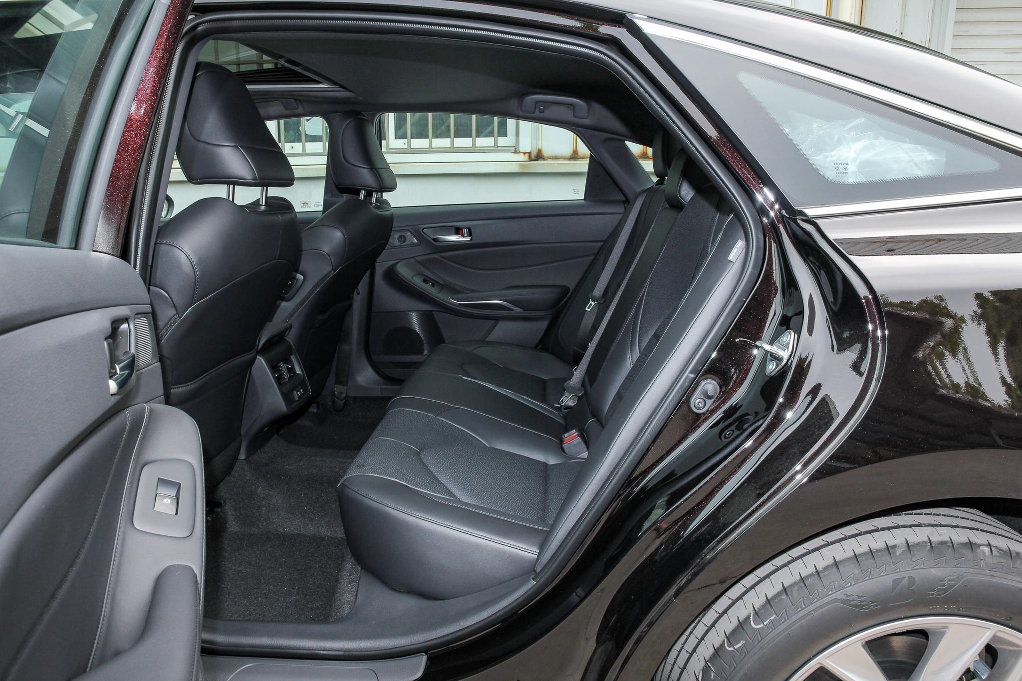 丰田亚洲龙这款车怎么样值得买吗,丰田亚洲龙轿车质量怎么样