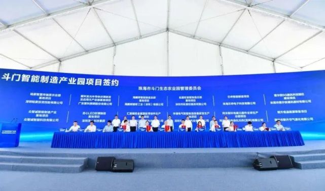 乘风破浪的珠海，到底有多猛？造桥、修路、招商、纳才，真真拼了