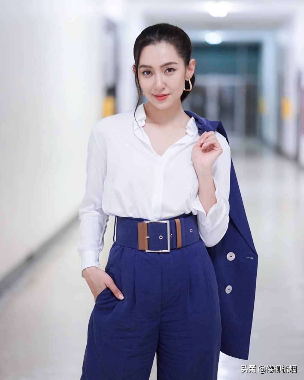 泰星bella整过容吗,泰星bella与月亮