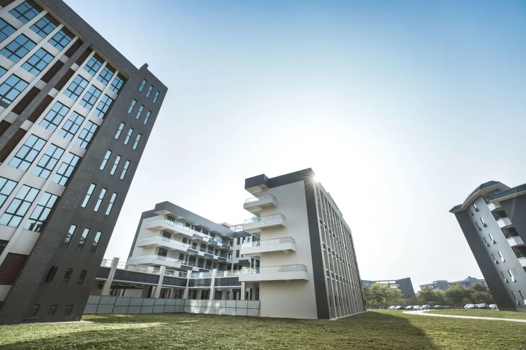 广东这几所大学考上就是金饭碗,广东最值得报考的十所大专院校