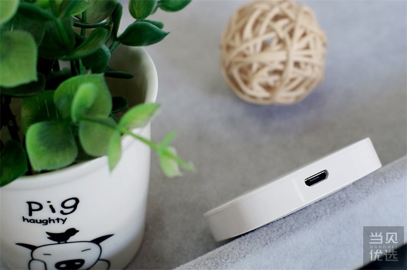不用羡慕苹果的AirPlay，安卓的Miracast也好用——天猫魔投测评