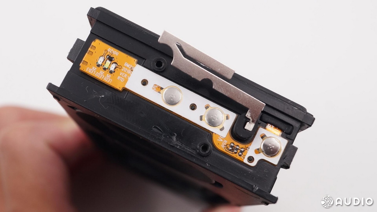 拆解报告小米小爱音箱万能遥控版,小米小爱蓝牙音箱拆解