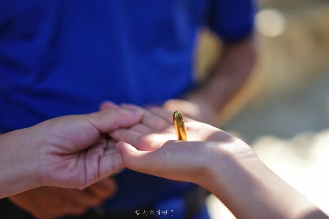 据说塞尔丘克的山坡上的许愿墙很灵验，好多土耳其人来此许愿