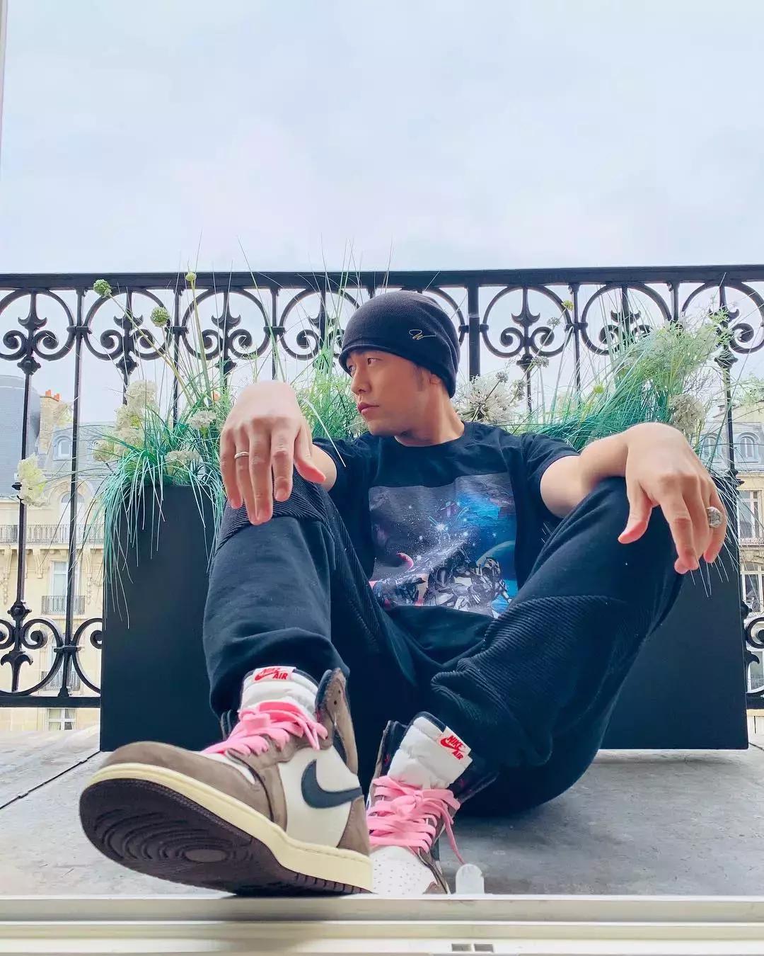 倒钩aj1多少钱买合适,倒钩aj低帮补售