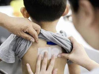 孩子崩溃大哭怎么缓解情绪,孩子咳嗽总不好家长内心崩溃了
