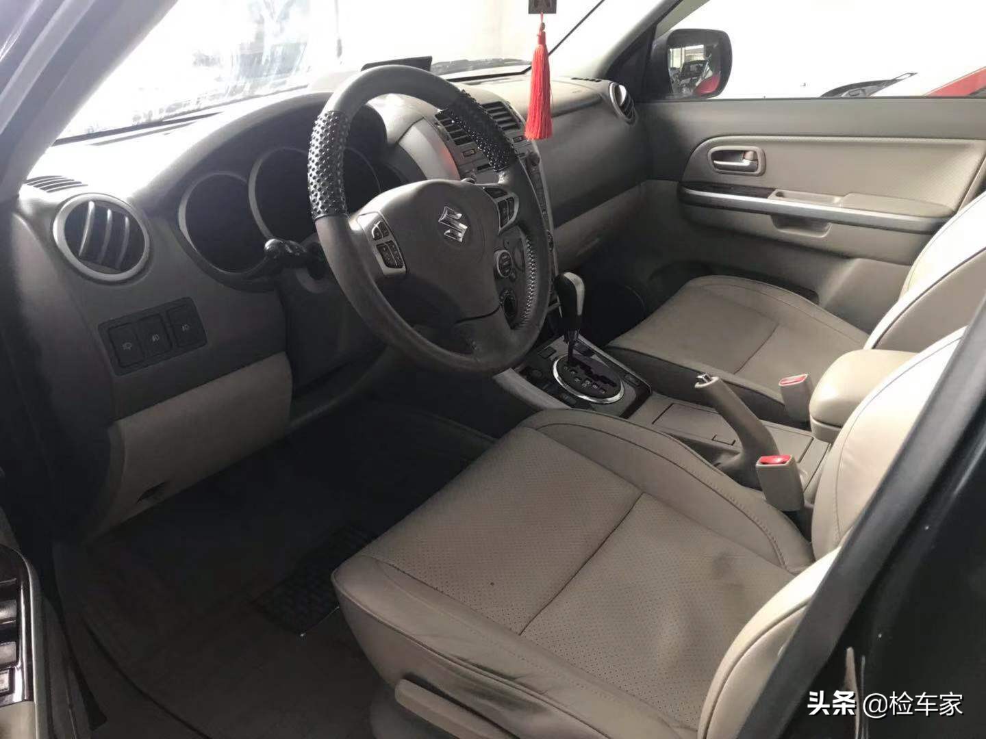 铃木维特拉跑11万公里还值得买不,铃木超级维特拉哪一年更好