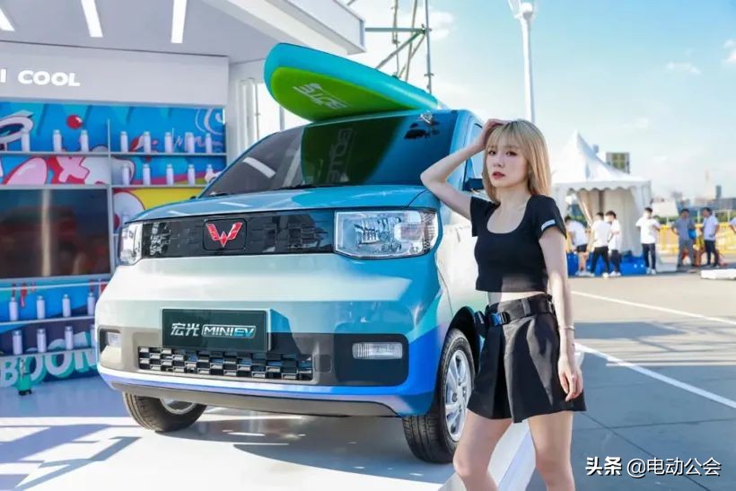 迷你小型电动车推荐,电动车为什么最近这么火