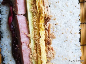 寿司怎么卷才酥脆好吃,家常寿司怎么卷不会散
