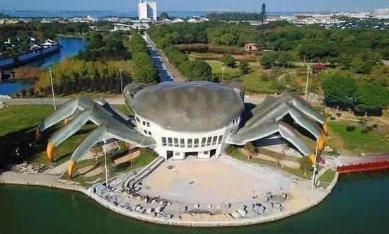 重庆来福士最丑建筑,重庆来福士被评十大最丑建筑
