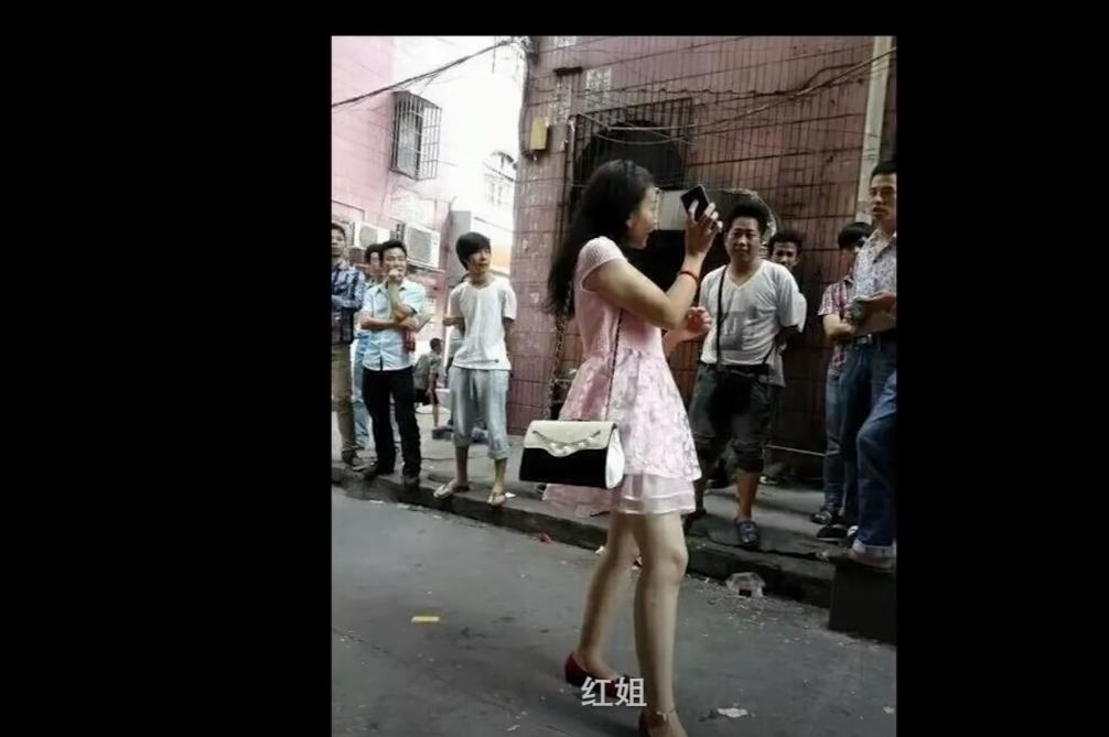 揭秘三和大神：日结1天玩3天，年纪轻轻为何自甘堕落？纪录片