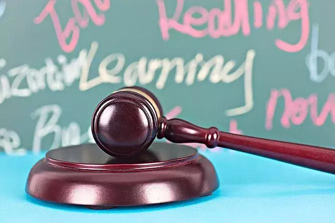 银行失信黑名单多久能解除,欠银行钱失信黑名单有哪些规定