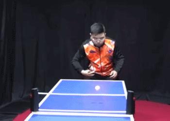 直拍横打接球的十六种技法,横拍反手劈长球技术动作要领