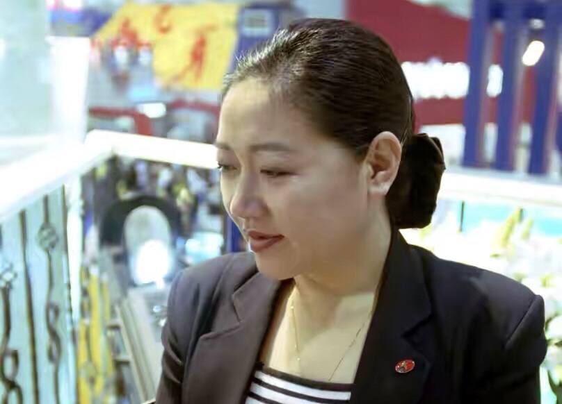打工女皇后,中国打工皇后收入