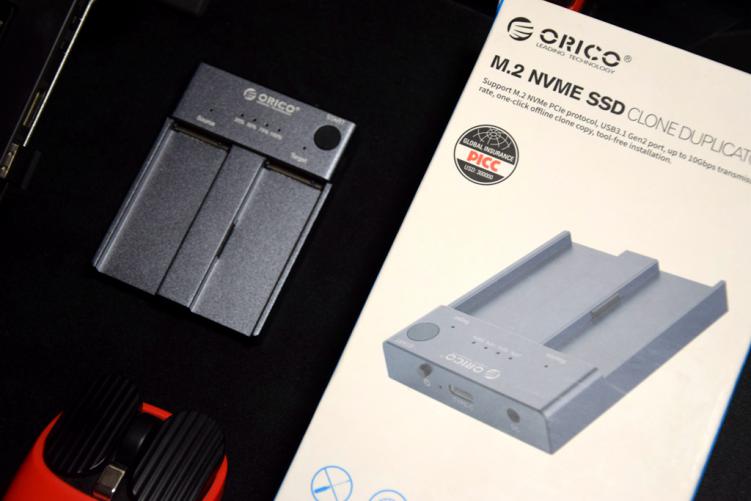 还烦恼拆装SSD？ORICOM.2底座一键拷贝SoEasy