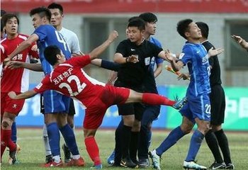 运动员不拘小节,球员不能随性做事