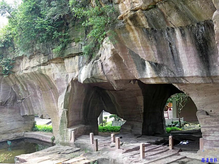 广州莲花山景点,岭南莲花山全景