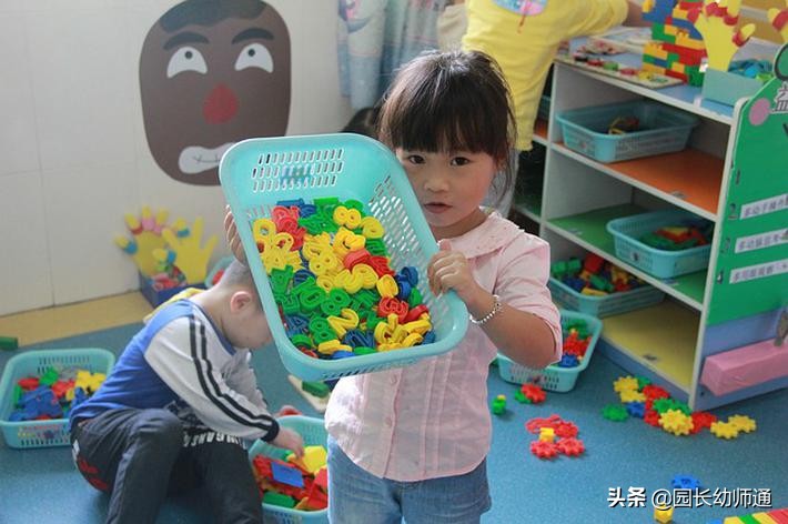 适合幼儿园中小班的智力游戏有,幼儿园小班智力游戏颜色变变变