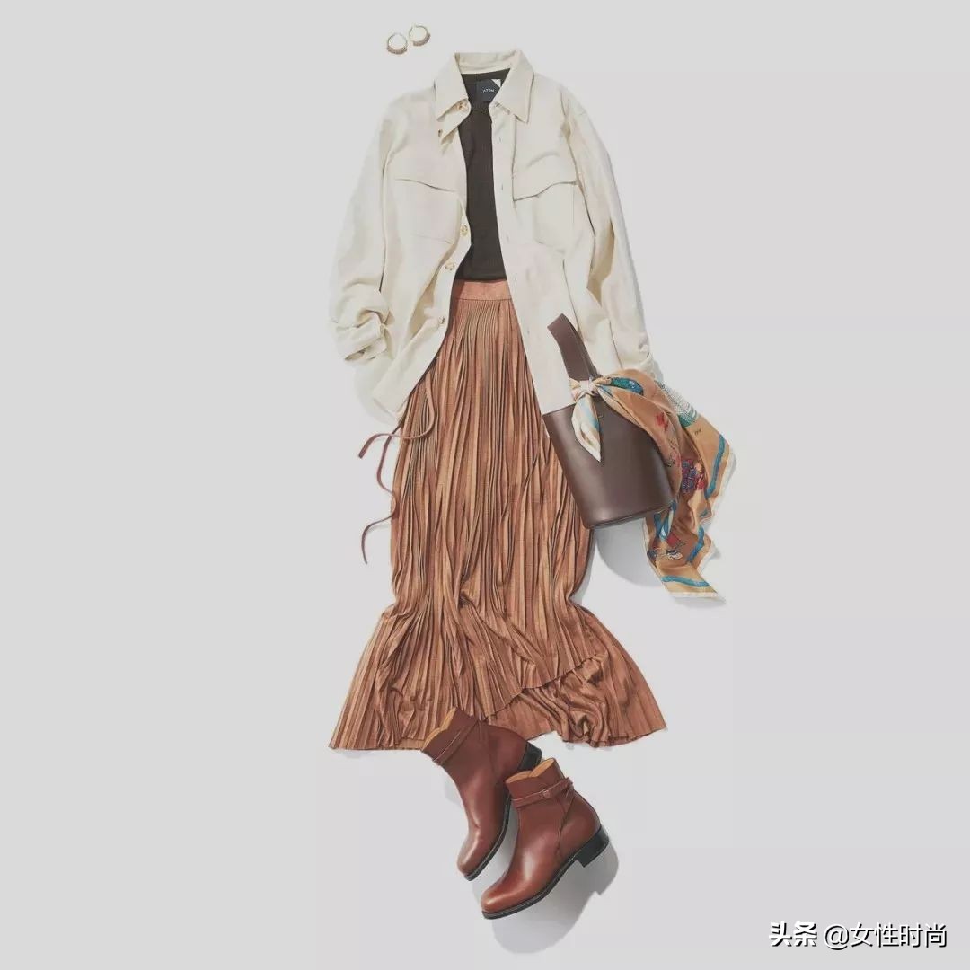 适合日常穿搭看的时尚杂志,日本小众女士秋季穿搭