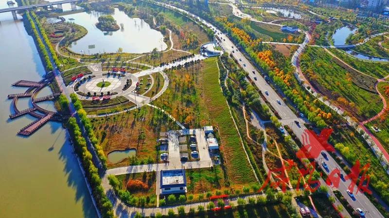 忆往昔岁月峥嵘看今朝风韵犹存,忆往昔岁月峥嵘看今朝成就辉煌