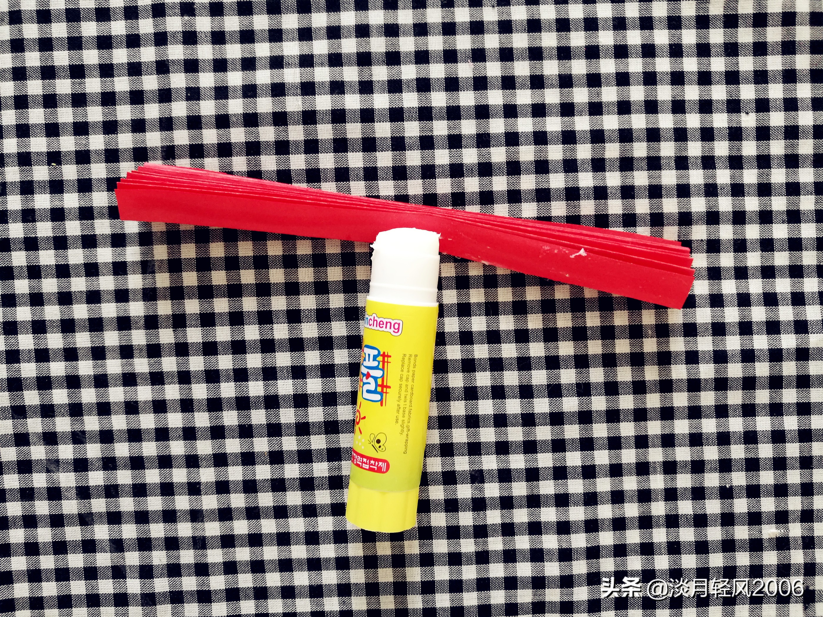 怎么用卡纸做一只可爱的小猪,最简单的手工可爱小猪制作