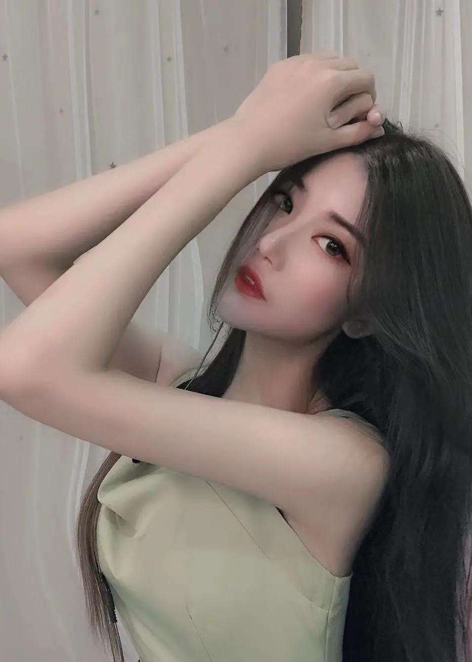 椰啵啵——上能T台走秀，下能下厨温酒