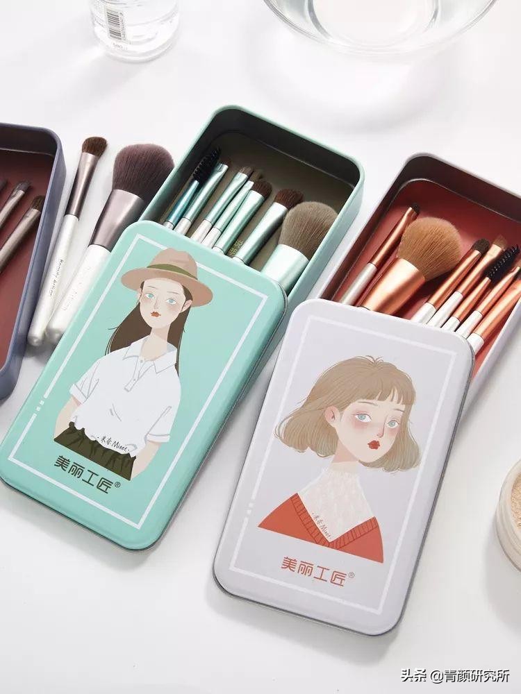 新手化妆入门化妆刷,入门级化妆教程彩妆