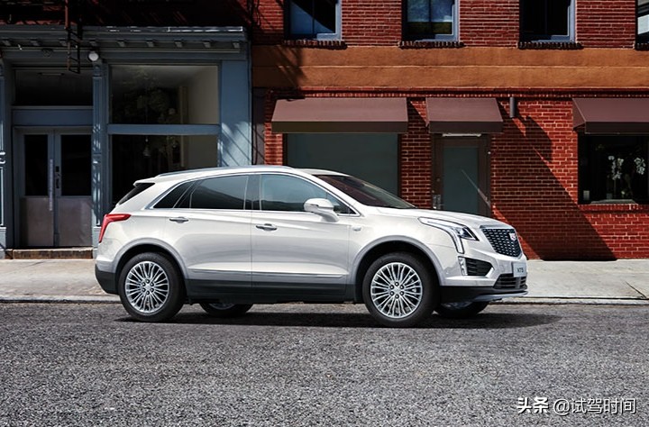 奔驰gla200值得购买的颜色,奔驰gla200值得买吗短视频