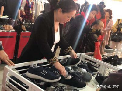 武汉千人狂欢派对,武汉人的狂欢