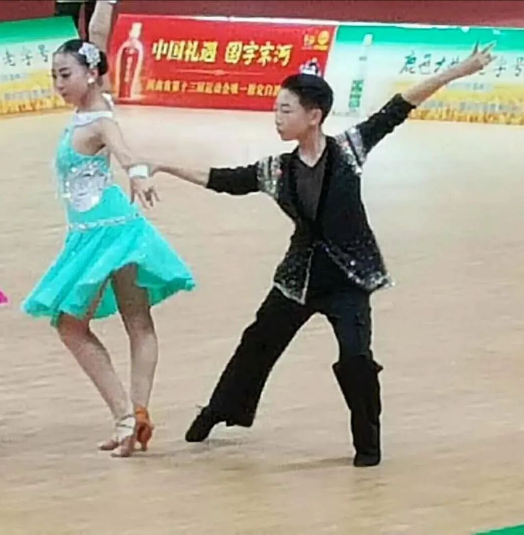 张成一家四代人的悲喜人生