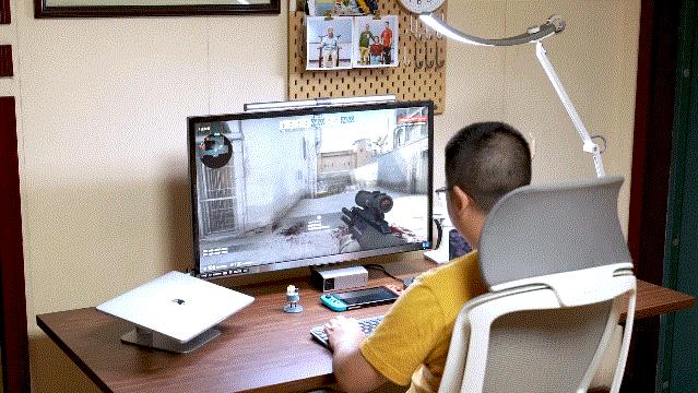 怎样买电动升降桌划算,电动升降桌如何选板材