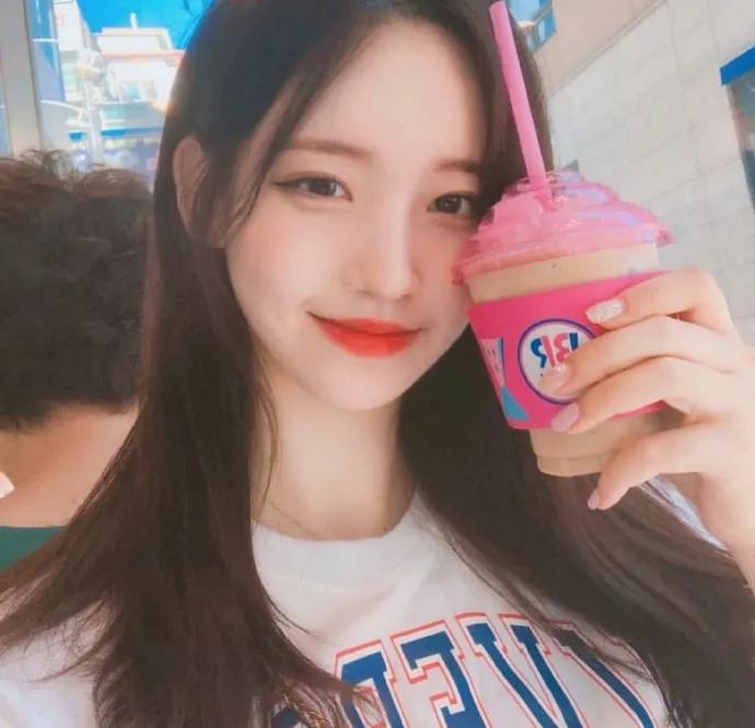 100张好看不常见的微信头像,适合中年女人高雅的微信头像