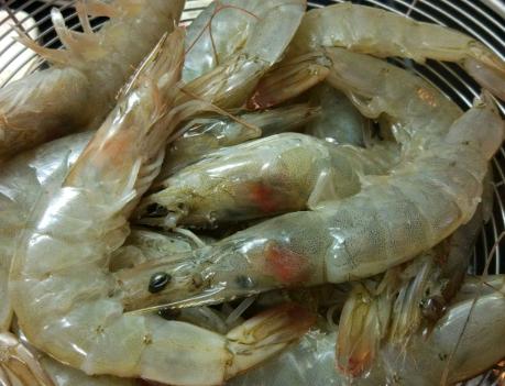 油焖大虾虾肉为什么吃起来很软烂,教做油焖大虾视频窍门