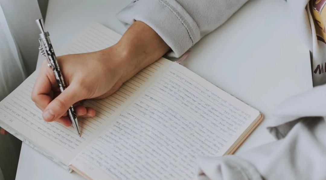 毕业两年后裸辞考公,毕业后裸辞考研