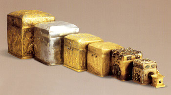 中原藏珍三彩舍利匣,国宝品鉴