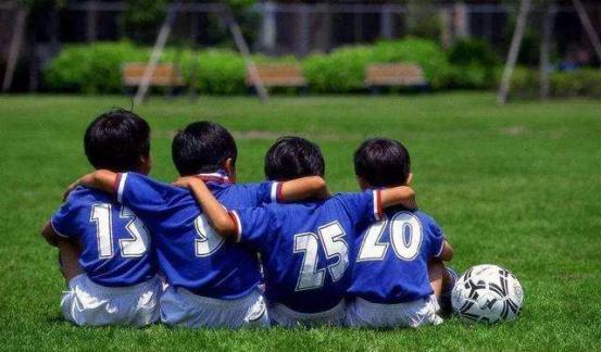 怎样让青少年孩子爱运动,孩子强身健体最好的运动
