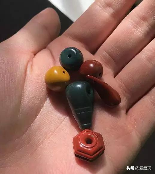 盘手串是不是很脏,盘透的黄花梨手串