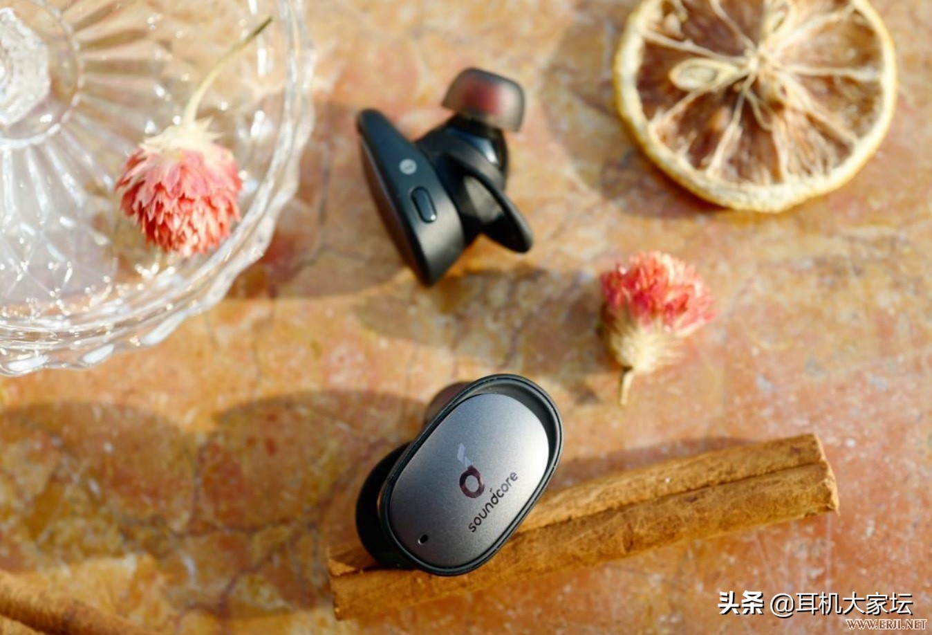 soundcoreliberty2pro只连接右耳,声阔liberty2pro无线耳机降噪测试