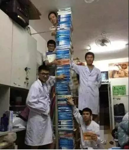 三甲医院值得去工作吗,县级三甲医院值得去工作吗