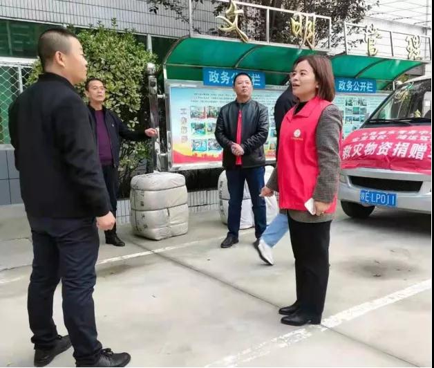 洪水无情人间有爱一起为家乡加油,洪水无情人间有爱河南加油