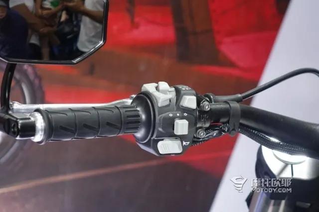 新款燎火700价格,2023款燎700