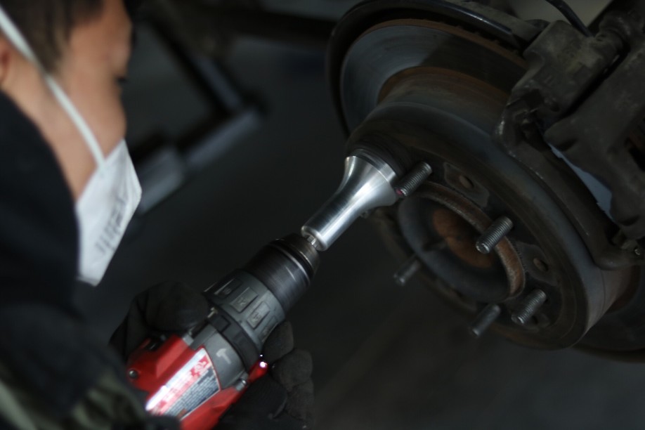 怪兽修车：修复一辆09款中东版丰田霸道，最终旧车变新车