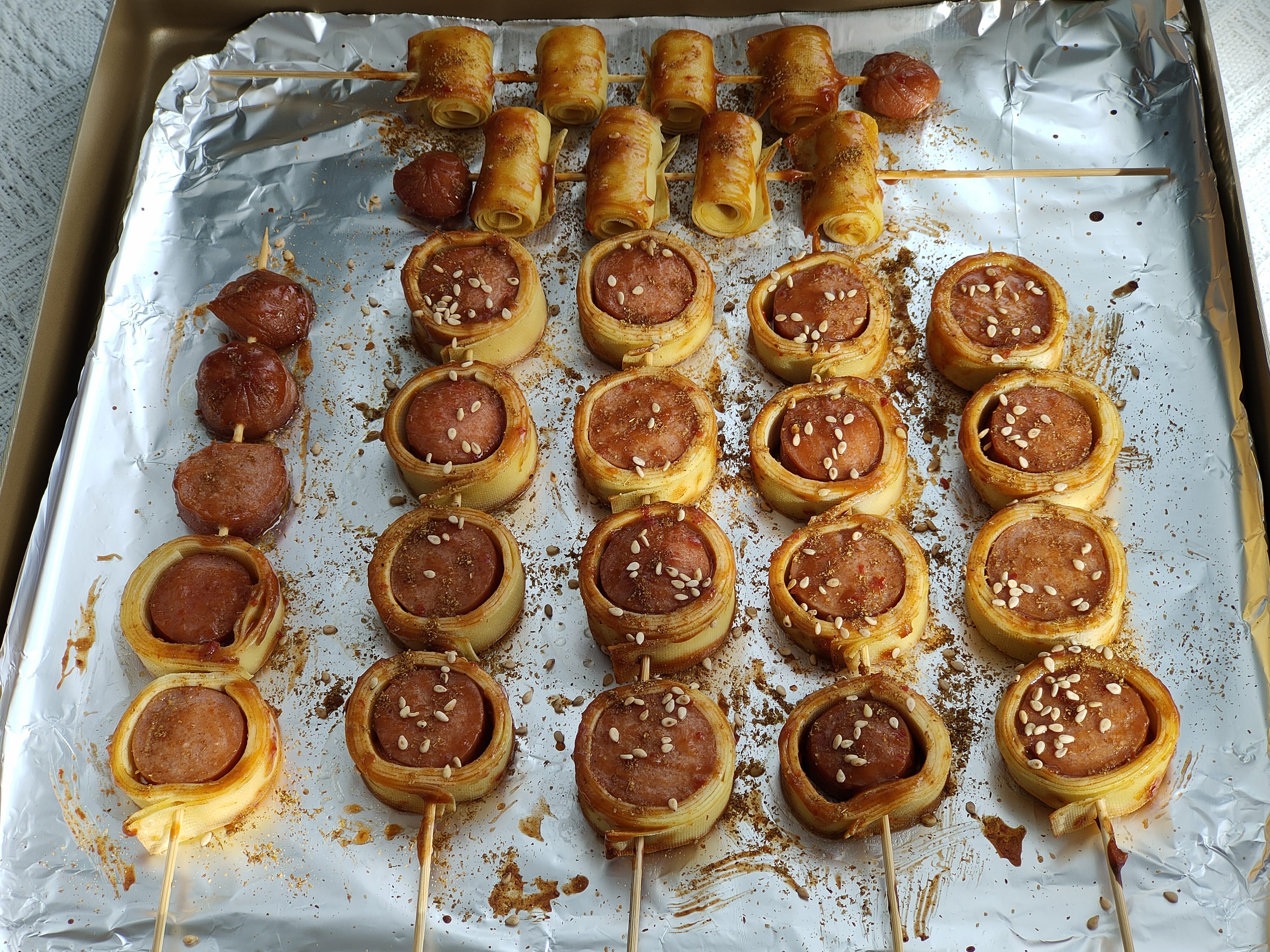 豆皮香肠卷私藏美食大分享,香肠豆卷的做法大全