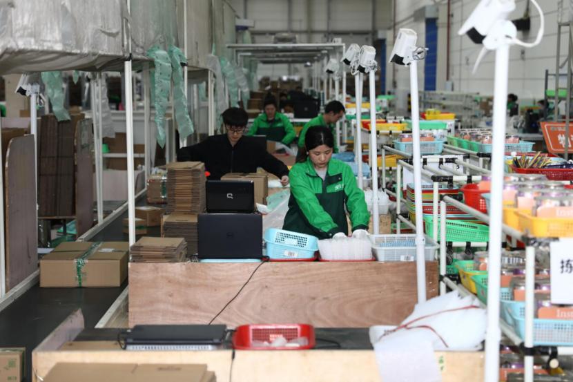 重庆易宠科技有限公司怎样,行业的天花板怎么突破