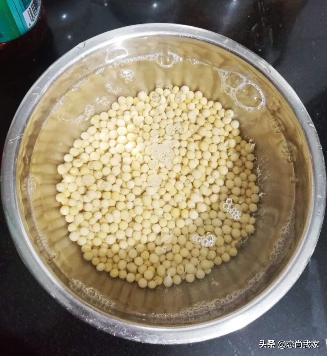 过年了自家制作豆腐,快过年了做过年手工