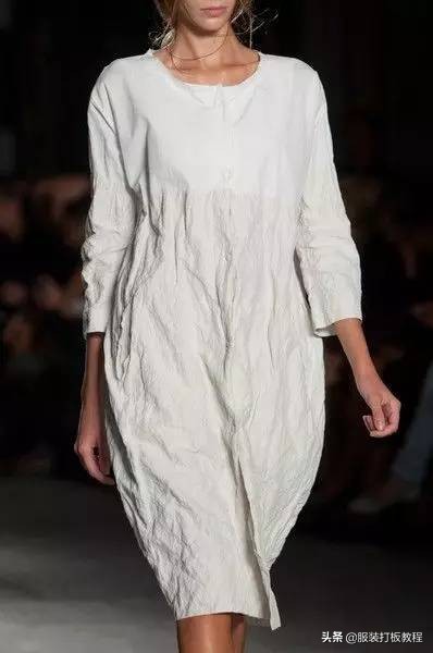 亚麻衣服一般多少钱,衣服亚麻材质